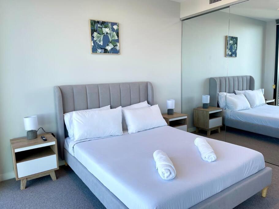 Luxury Oceanview 2beds Serviced Apt 47f Gold Coast