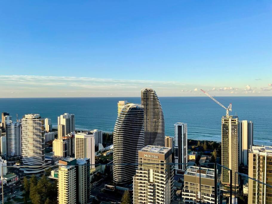 Luxury Oceanview 2beds Serviced Apt 47f Gold Coast